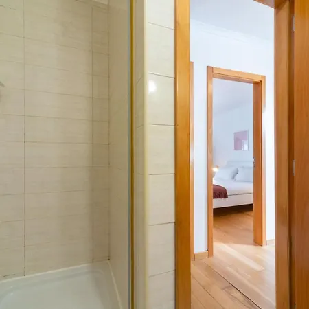 Apartment Gorgeous Rooftop 2-bed 250m To Intendente Sq Lissabon