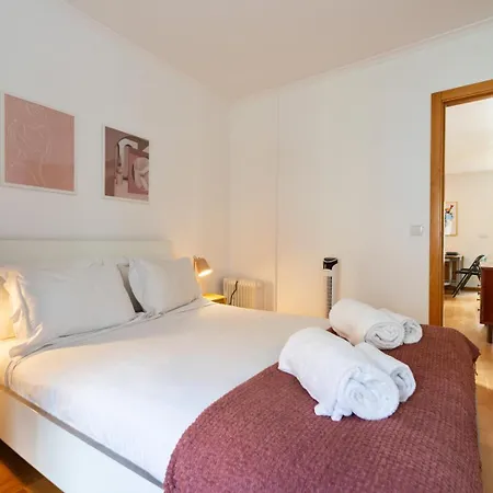 Gorgeous Rooftop 2-bed 250m To Intendente Sq Διαμέρισμα *