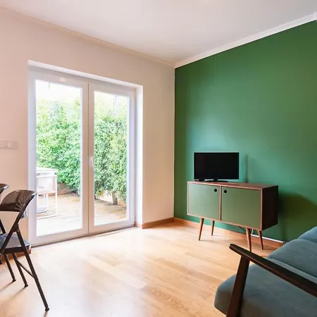 Gorgeous Rooftop 2-bed 250m To Intendente Sq Apartment Lisbon