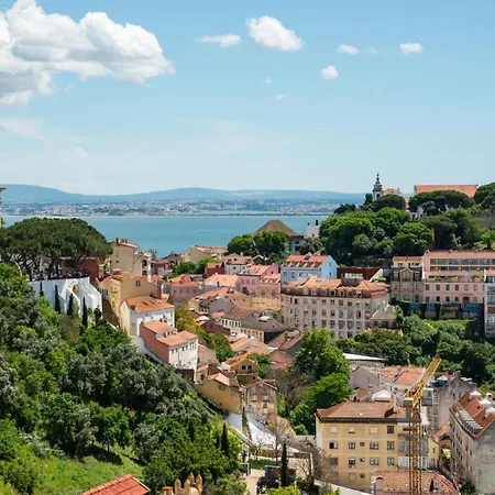 Διαμέρισμα Gorgeous Rooftop 2-bed 250m To Intendente Sq *