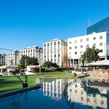 Apartment Gorgeous Rooftop 2-bed 250m To Intendente Sq Lisbon