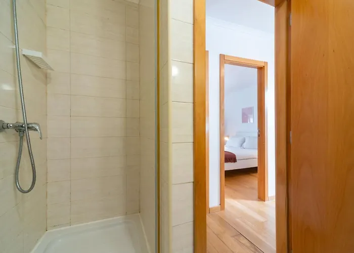 Apartamento Gorgeous Rooftop 2-bed 250m To Intendente Sq Lisboa