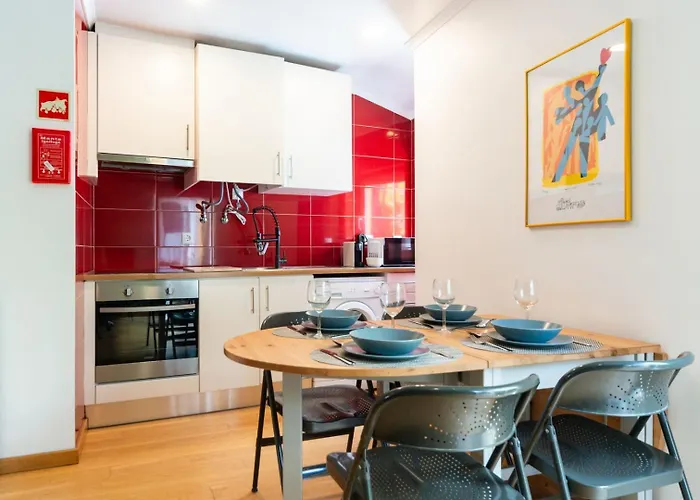 Apartamento Gorgeous Rooftop 2-bed 250m To Intendente Sq Lisboa